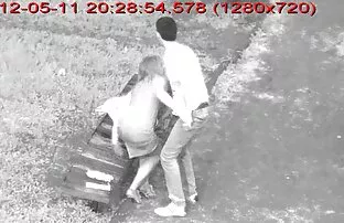 XXX რუსი, ოფისი, ბოიტუბი18 უფროსი მაგიდაზე.