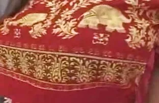 XXX შეხვდა დიდი მკერდი საკუთარი