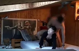 XXX დედა აქებს მისი შვილის ღრმად პირში მამალი მჭიდრო.
